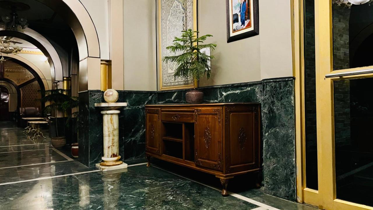 Hotel International Srinagar Zewnętrze zdjęcie